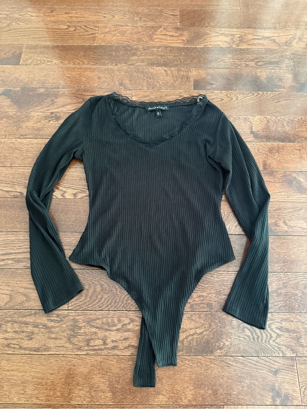 Derek Heart Black Ribbed Lace-Trim V-Neck Long-Sleeve Bodysuit